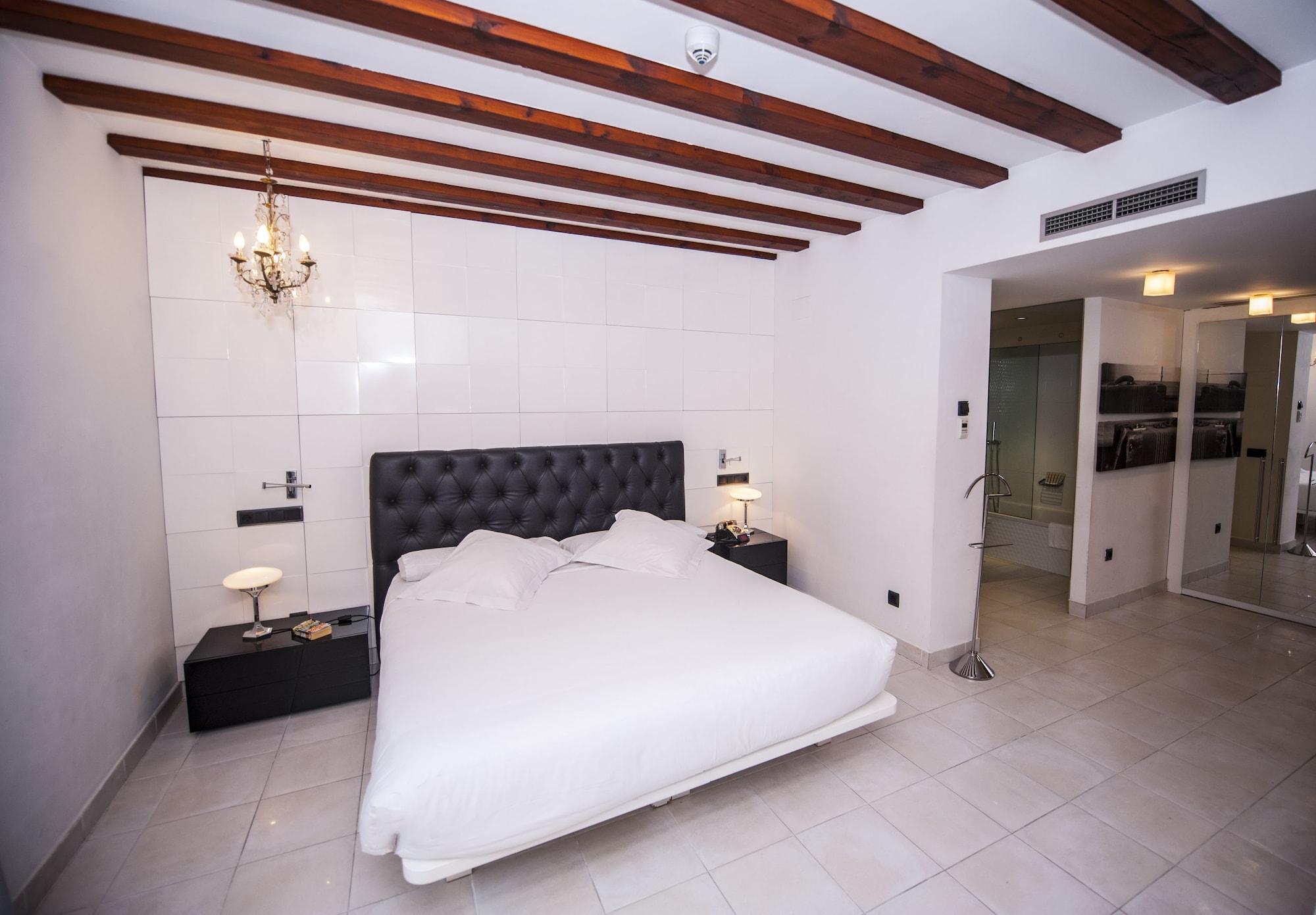 Hotel Del León De Oro Boutique 4*